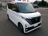 ディーラーの車です。国家資格の整備士がメンテナンスをしてお渡しします。