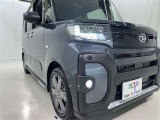 フォグランプ装着車です。暗い夜道の車両前方を明るく照らします