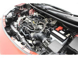 エンジンルームの樹脂部分は丁寧に磨いてツヤをだしています。当社の中古車のエンジンルームクリーニングはとても自信があります★