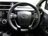 各操作スイッチなどもハンドルから手を放すことなく操作可能で安全運転に支援いたします!