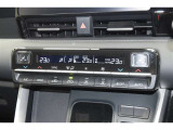当店は全車『ロングラン保証』付!(1年間、距離無制限 HV車はHV保証付) 別途延長保証もご用意しております♪ ぜひ現車を確認にご来店ください