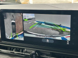 【アラウンドビューモニター】専用のカメラにより、上から見下ろしたような視点で360度クルマの周囲を確認することができます☆死角部分も確認しやすく、狭い場所での切り返しや駐車もスムーズに行えます。