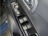 ◆パワーウィンドウスイッチ◆運転席から全席の窓の開閉操作を行うことが出来いつでも換気ができます!