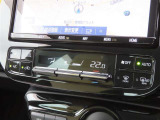 オートエアコンで車内はいつでも快適です♪