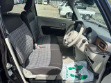 エンジンルームも綺麗に洗浄してから納車致します。普段あまり見ることが無い箇所だからこそ綺麗だと感動しますよね(*&acute;▽`*)