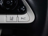 レーダークルーズコントロールには全車速追従機能を搭載し、車速に応じた車間距離を保ちながら先行車に追従し、ドライバーの運転負荷を軽減します。
