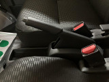 ハイゼットカーゴの届出済未使用車が入庫しました!R8年式!走行4km!AM・FMチューナー、前席パワーウインドー、スモークガラス、キーレスエントリー、クリアランスソナーなど装備の1台です!!