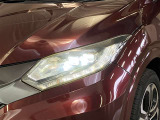 LEDヘッドライトです。デザイン性がよくとても明るいので、夜間の走行や悪天候でも安心です。しかも長寿命!