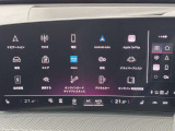MMI コントロールパネル。シンプルなデザインのメニューなどによって優れた操作性を実現しています。AndroidAuto/AppleCarplay対応
