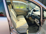 お客様のご予算帯に合わせたお車を常時100台以上取り揃えています!当社のスタッフがお客様のお車選びをしっかりサポートしご提案させていただきます!