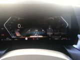 運転の楽しいBMWでは、アクセルを踏み込んでしまいそうになりますが、速度表示も見やすいため、常にお車の速度を把握できます。
