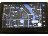 スマホやiPhoneと連携し対応アプリを表示させて使うコネクティッドナビ対応ディスプレイオーディオPlus。フルセグTV対応です。ナビ連動ETC2.0搭載。利用日や料金の確認がモニターで出来ます。