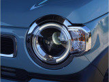 【ヘッドライト】省電力で長寿命の明るく運転しやすいLEDヘッドランプです。明るく照らすので暗い夜道からお客様を守ってくれます。お近くのスズキ自販島根までお越しください。
