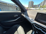 国道246号線沿い、南町田グランベリーパーク駅すぐ。BMW Premium Selection 東名横浜/〒194-0004 東京都町田市鶴間5-18-1