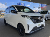 ナビやオーディオ等のパーツはもちろん、ボディコーティングなども承ります。またオートローンから任意保険、お車の鈑金修理までトータルでサポートさせて頂きます。