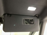 バックミラー付き☆車庫入れ、駐車もこれで安心!