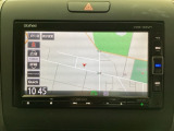 ナビゲーションはフルセグTV対応のGathers純正メモリーナビを搭載しています。Bluetoothオーディオ機能がありますので、スマートフォンなどの音楽も再生できます。