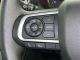 ステアリングスイッチ装備!運転しながら手元でオーディオの操作などができます。