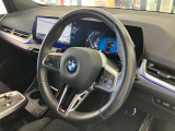 アウトバーンでの走行を見据えたBMWのブレーキシステムはもしもの時にもいち早くマシンを停止してくれます。