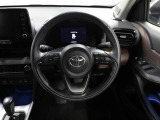 各操作スイッチなどもハンドルから手を放すことなく操作可能で安全運転に支援いたします!