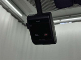 万が一のトラブルのときにも役に立つドライブレコーダーを装備しています。側面衝突や幅寄せ・割り込み対策に!