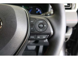 【レーダークルーズコントロール】アクセルペダルを踏まなくても、車間制御モードでは、先行車の車速変化に合わせた追従走行を行い、自動的に加速・減速・停止をします。