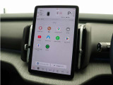お気に入りのアプリをGoogle Playでダウンロードして、Googleアシスタントによるハンズフリー操作でお楽しみください。音楽配信サービスやポッドキャストなどの再生も、音声だけで自由自在です。