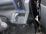 運転席側のカップホルダー