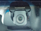 ◆【ドライブレコーダー】映像・音声などを記録する自動車用の装置です。もしもの事故の際の記録はもちろん、旅行の際の思い出としてドライブの映像を楽しむことができます。