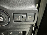 両側電動スライドドアで狭い所でも乗り降り楽々です!