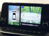 【アラウンドビューモニター】専用のカメラにより、上から見下ろしたような視点で360度クルマの周囲を確認することができます☆死角部分も確認しやすく、狭い場所での切り返しや駐車もスムーズに行えます。
