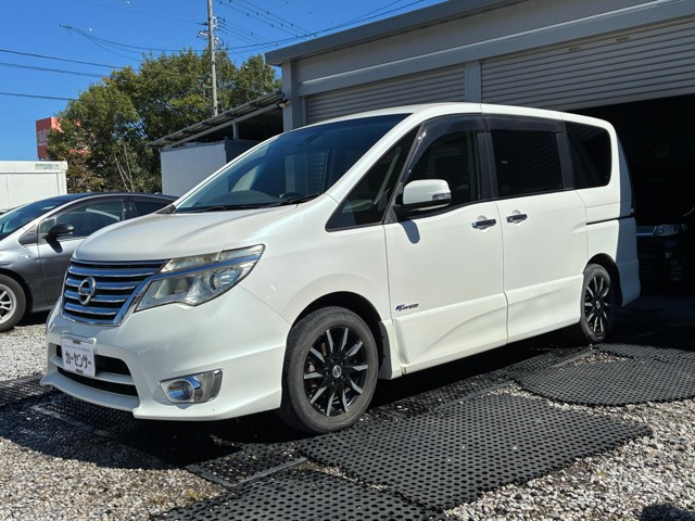 セレナ 2.0 ハイウェイスター S-HYBRID 