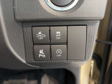 操作のしやすさが分かるスイッチ類。装備有無と配置、文字消えや使用感までチェックできます。