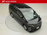 両側パワースライドドア付きだから、狭い駐車スペースなどでの乗り降りラクラク♪小さなお子さまのいるご家庭には嬉しい装備です。