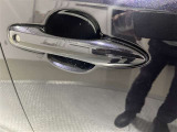ドアハンドルタッチセンサ―でロックと解除
