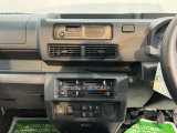 ご納車前に納車点検(法定12ヶ月点検相当)を実施し、基本性能に関わる機能や状態を徹底的に点検します。