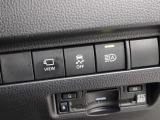 滑りやすい路面等で走行安定性を確保するS-VSCが採用されています。