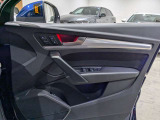 【アシスタンスパッケージ メーカーOP価格￥120,000- 【サイドアシストアシスト】車線変更時に目視できない車を検知すると、検知した側のミラーに警告ライトが点灯。