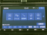 目的地の入力や履歴の呼び出しなど、ナビゲーションの各メニューが画面にまとまり、行き先を設定する際も項目を見比べながら操作しやすい構成です。日常のお出かけをサポートします。