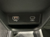 専門業者にて内外装のクリーニングを実施しております!