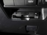 ETC車載器が搭載されているので、高速道路の乗り降りもノンストップで通過できます♪