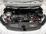 普段はあまり見ないエンジンルーム内も綺麗に仕上げています。見えないところも清潔に保ちたいですよね。