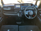 弊社ではメンテナンスパックをご用意しております。プロの目でしっかりチェックしたお車ならロングドライブも安心、うっかり忘れがちなメンテナンスも事前に案内状やお電話で時期をお知らせいたします。