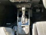 電子パーキングとなっております。