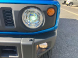 ★LEDヘッドライト!パワフルな光量!耐久性も高く省電力★トンネルなど便利なオートライトシステム★霧や悪天候も安心のフォグランプも装備★