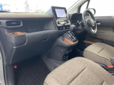 ◆北は北海道から南は沖縄まで、ご購入いただいたお車は全国にご納車が可能です!お電話、メール、動画などでリモートでお車のご案内も可能です!親切、丁寧に対応させて頂きますのでお気軽にご相談ください!
