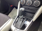 MTモード付です!MT感覚でシフトチェンジできます。MT車が少なくなってきた現在に面白さを取り入れた装備です。走る歓びを!