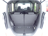 ◆定員乗車時のカーゴルームです。普段のお買い物の荷物やたくさんの収納が可能です。