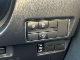 オートスライドドアは、運転席前にあるスイッチの操作でもオート開閉ができ、とても便利です。