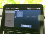 画面にはTVの選択項目が表示され、オーディオソースを一覧から確認できます。表示が見やすく、必要な項目を探しやすいので、乗車時の機器選びもスムーズに行えます。
